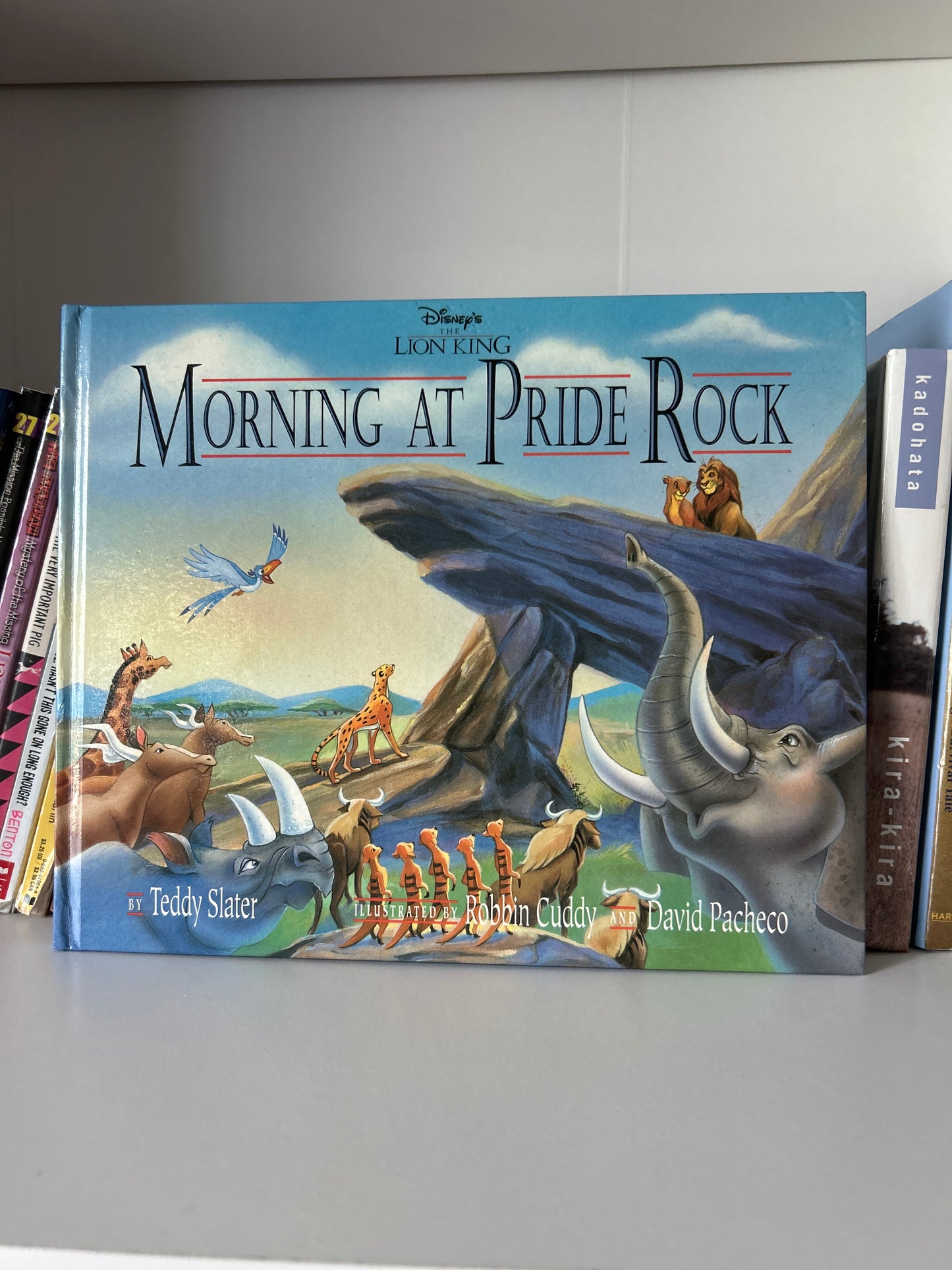 Disney's the Lion King: Morning at Pride Rock