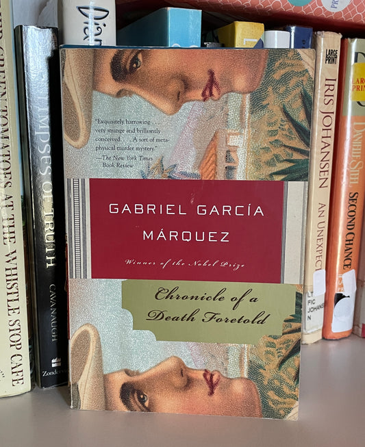 Chronicle of a Death Foretold book cover