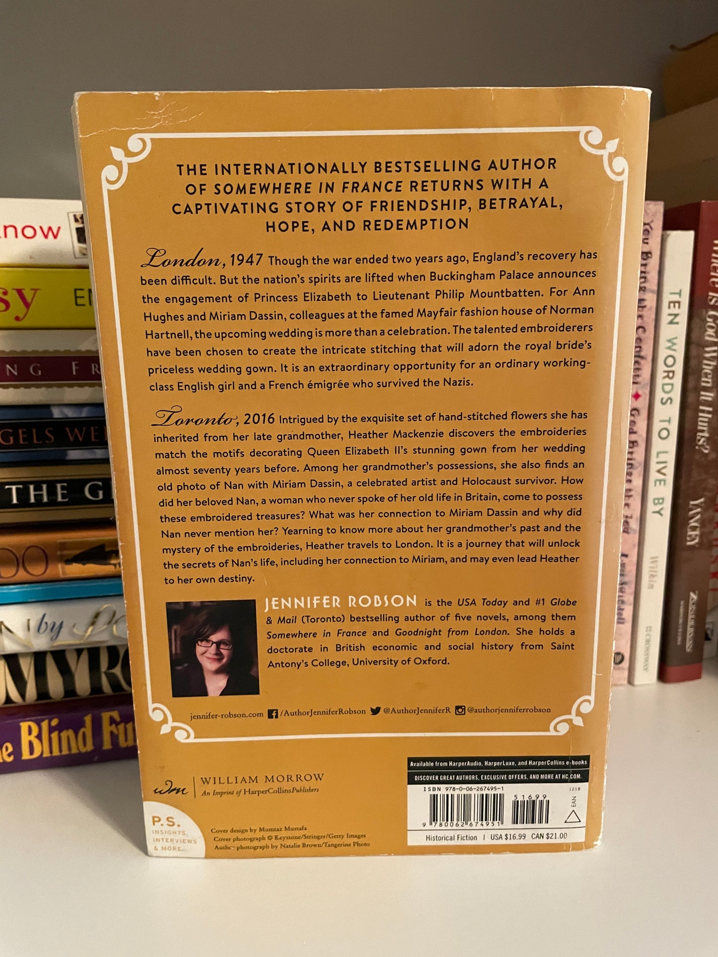 The Gown: A Novel of the Royal Wedding