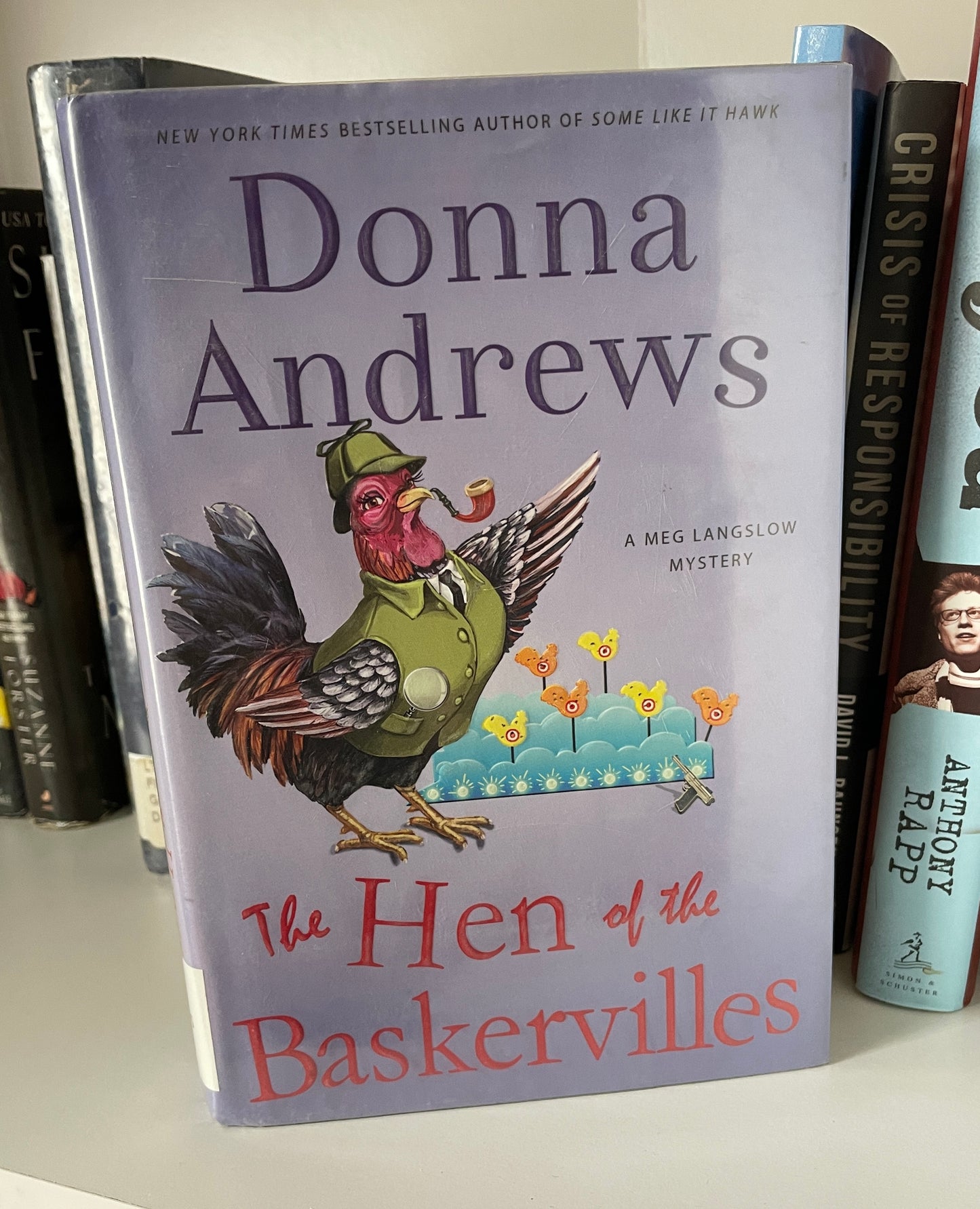 The Hen of the Baskervilles: A Meg Langslow Mystery