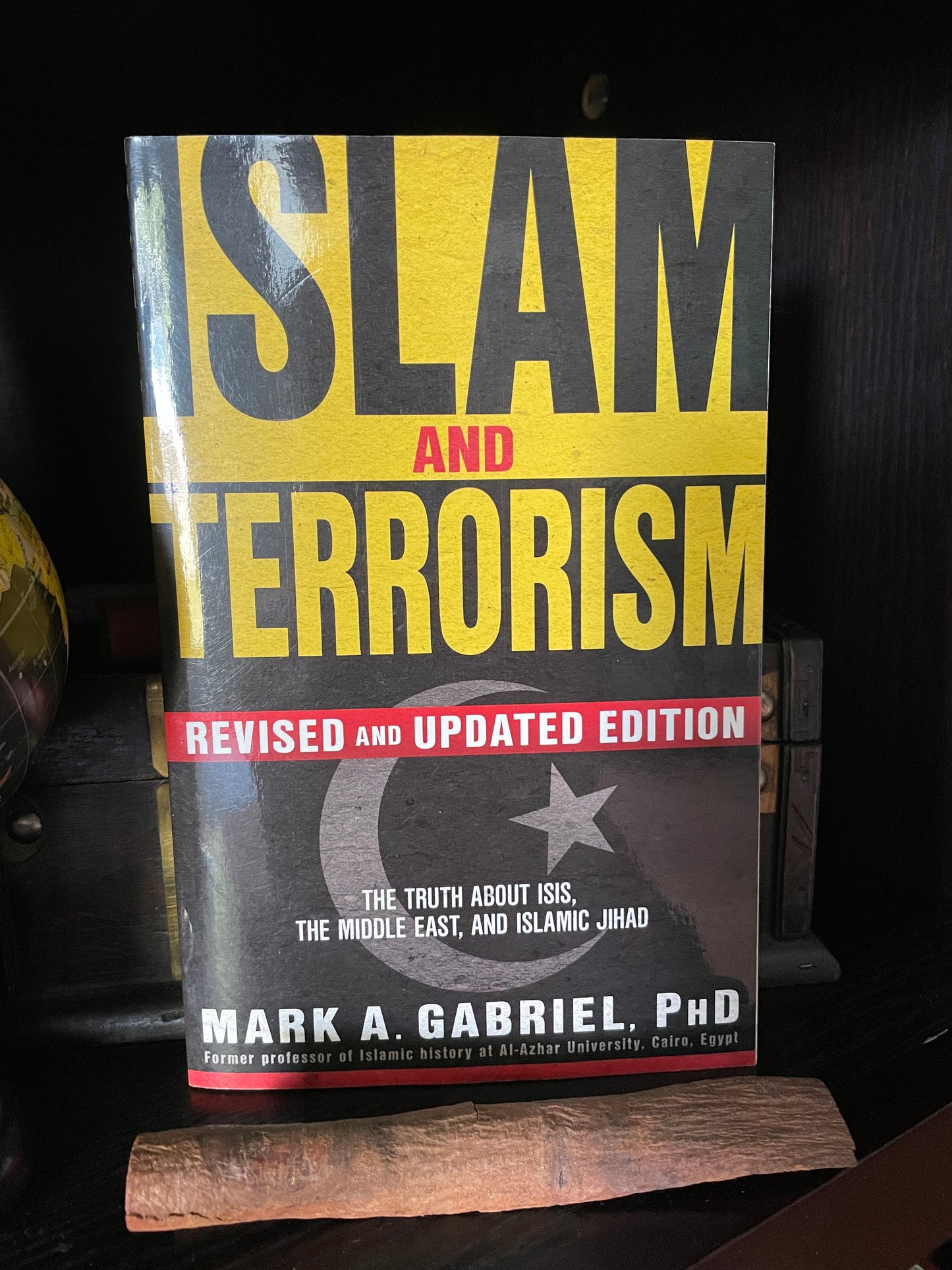 Islam and Terrorism (Revised and Updated Edition): The Truth About ISIS, the Middle East and Islamic Jihad - The Aged Page