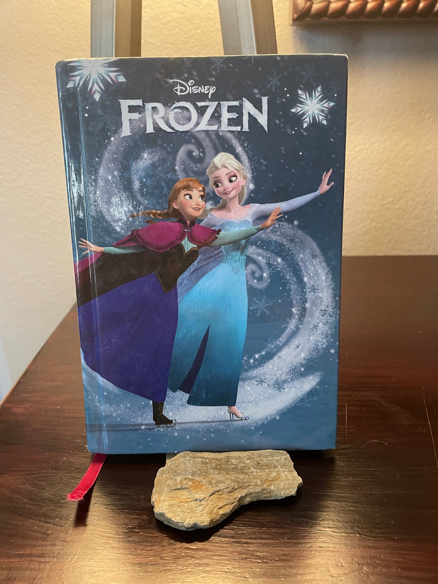 DISNEY FROZEN: Special Edition Junior Novelization - The Aged Page