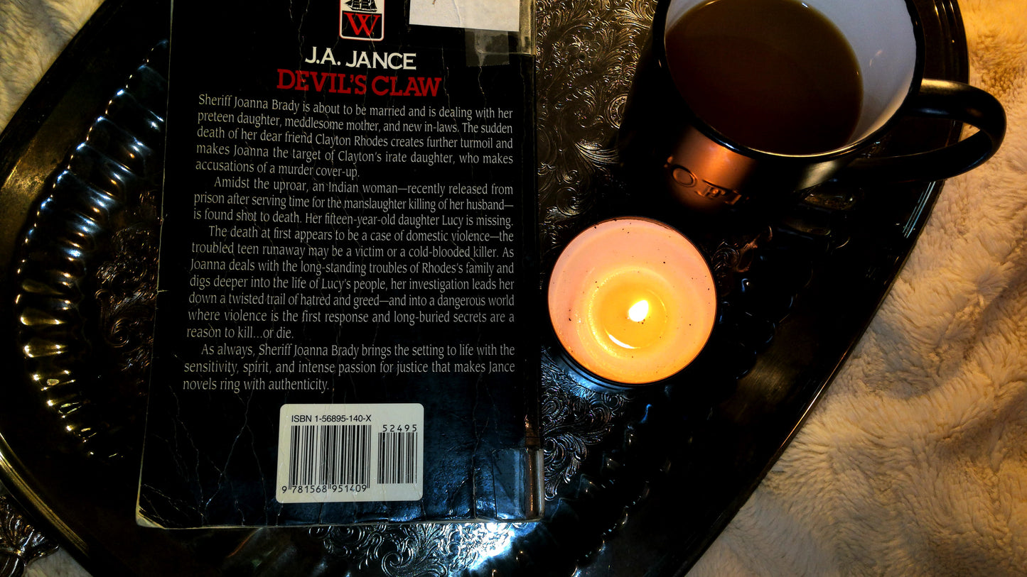 Devil's Claw (Joanna Brady Mysteries, Book 8) - The Aged Page