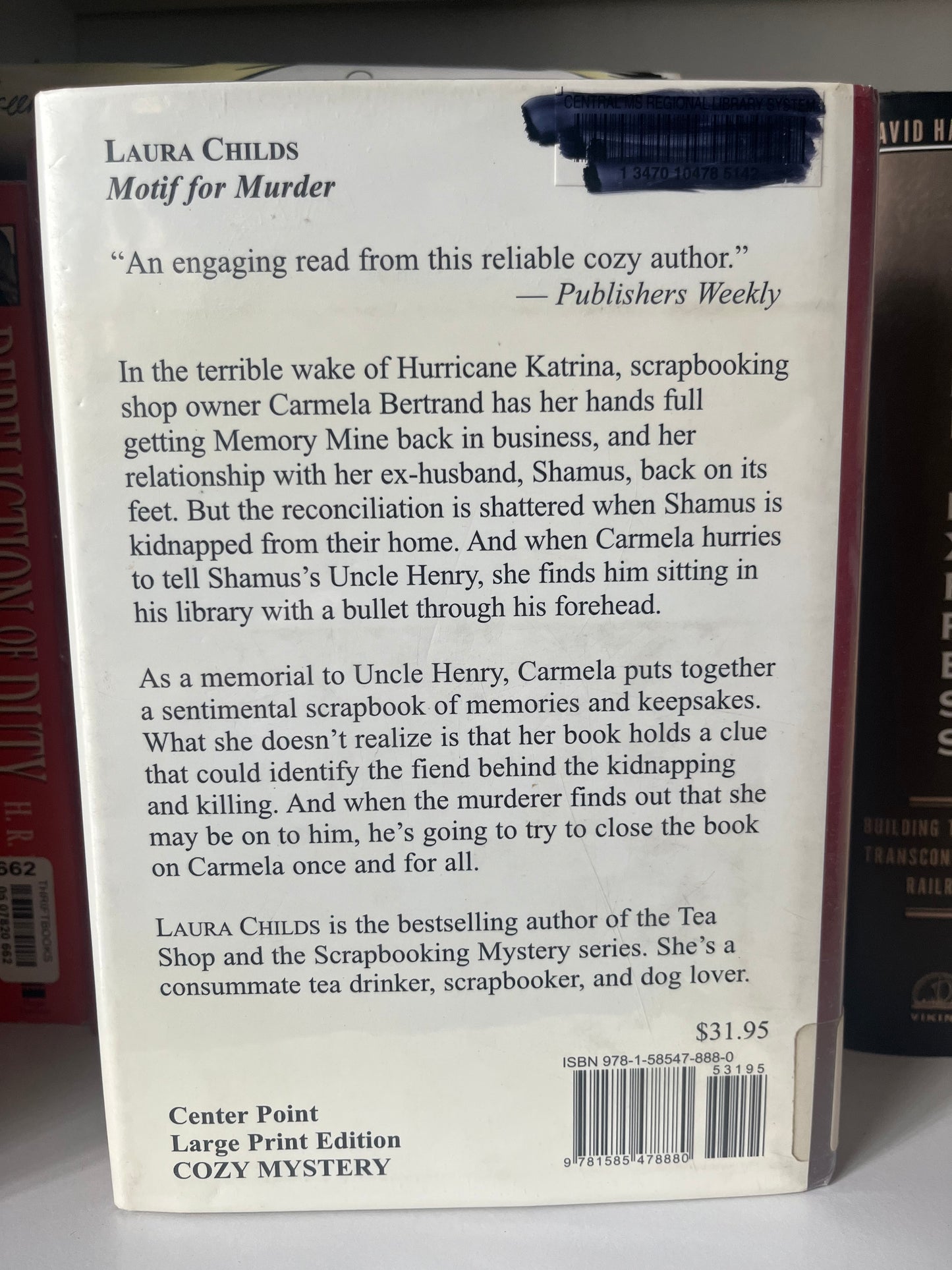 Motif for Murder (Center Point Premier Mystery (Largeprint))