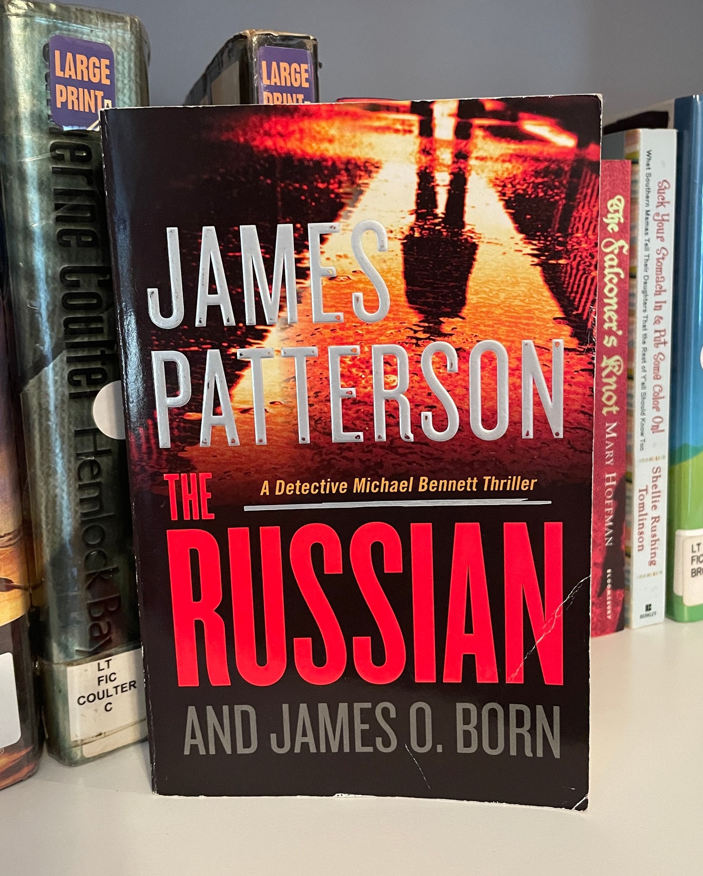 The Russian (A Michael Bennett Thriller, 13)