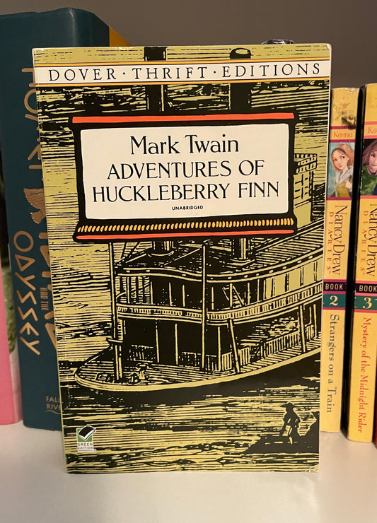 Adventures of Huckleberry Finn (Dover Thrift Editions: Classic Novels)