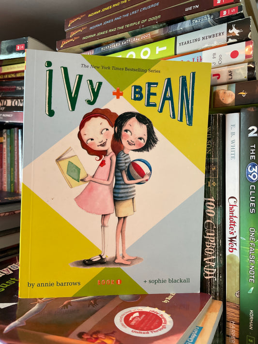 Ivy & Bean (Book 1)