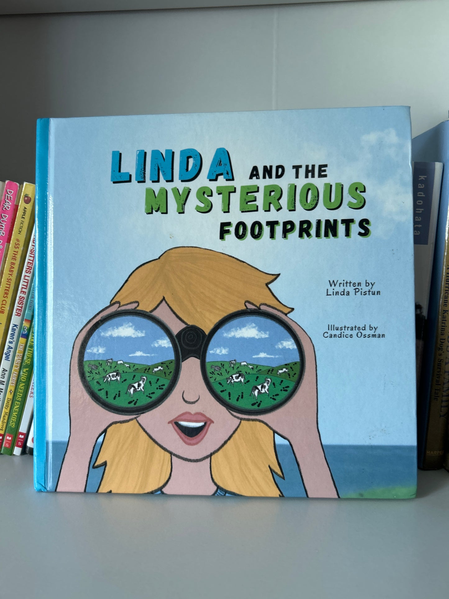 Linda and the Mysterious Footprints