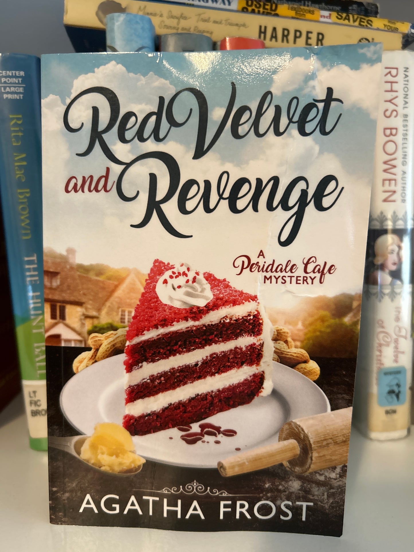 Red Velvet and Revenge (Peridale Cafe Cozy Mystery)