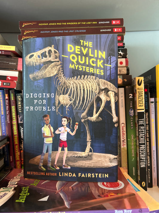 Digging For Trouble (Devlin Quick Mysteries, The)