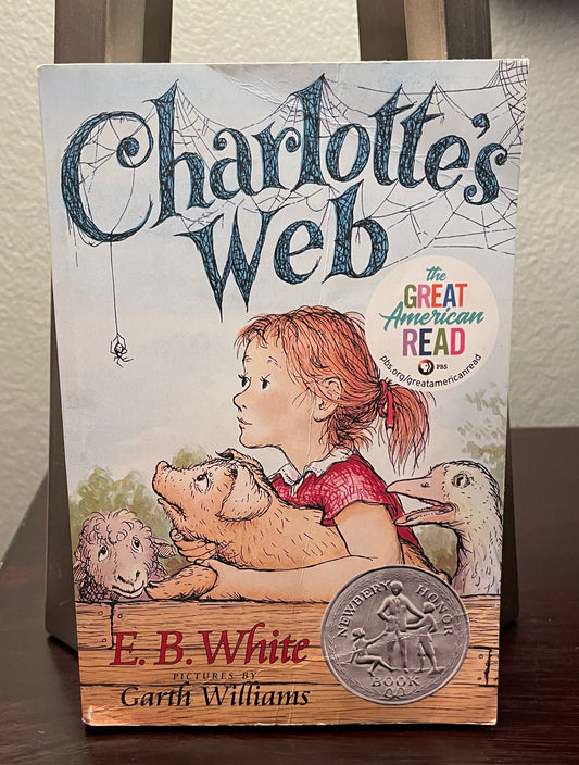 Charlotte's Web: A Newbery Honor Award Winner (Trophy Newbery)