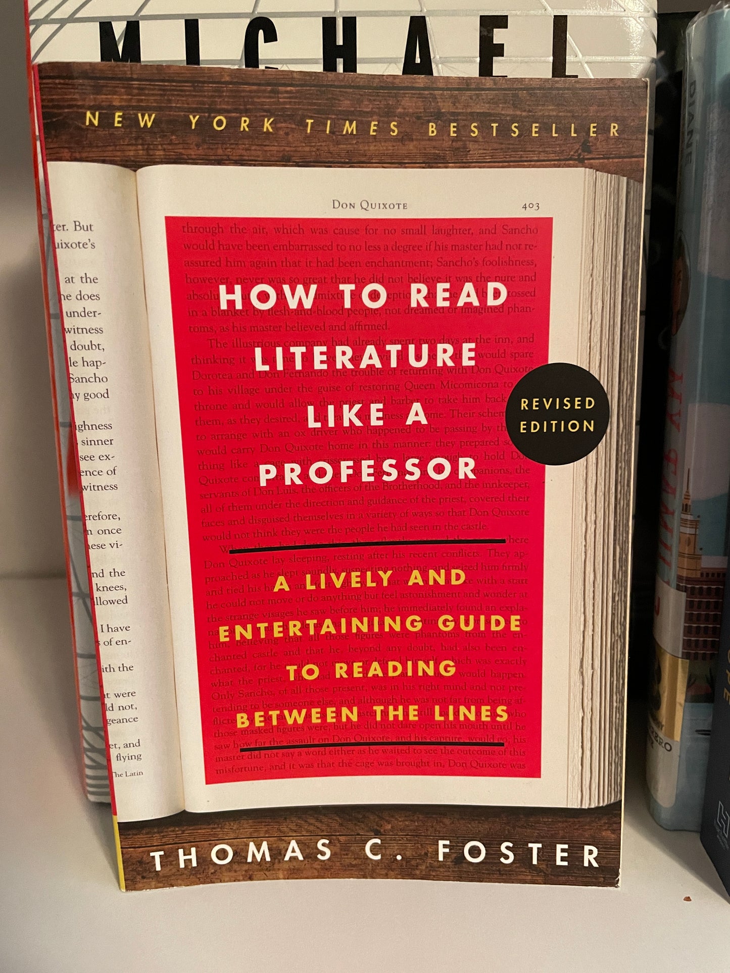 How to Read Literature Like a Professor: A Lively and Entertaining Guide to Reading Between the Lines, Revised Edition
