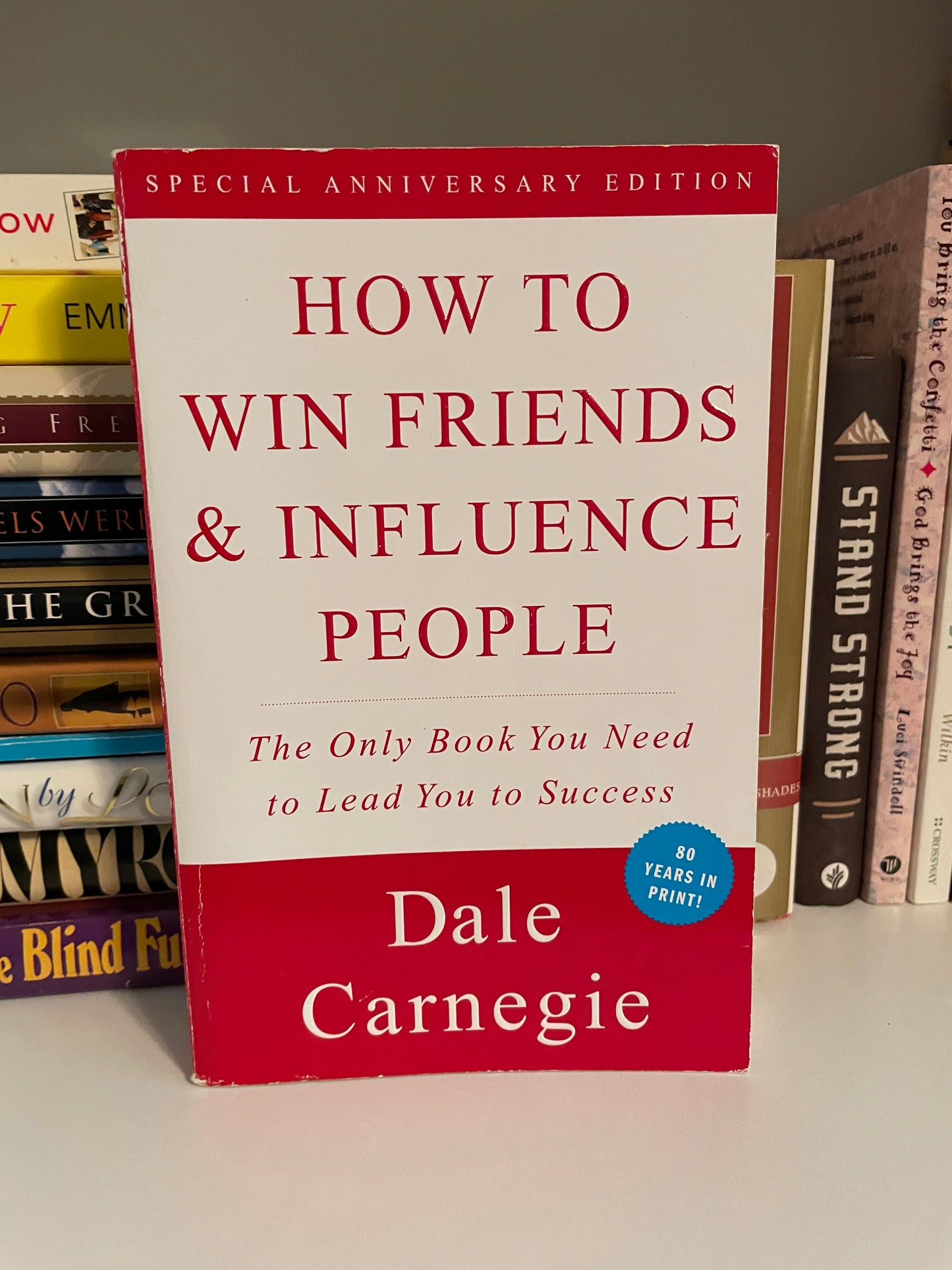 How to Win Friends & Influence People (Dale Carnegie Books)