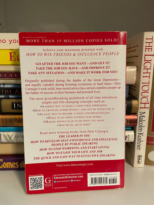 How to Win Friends & Influence People (Dale Carnegie Books)