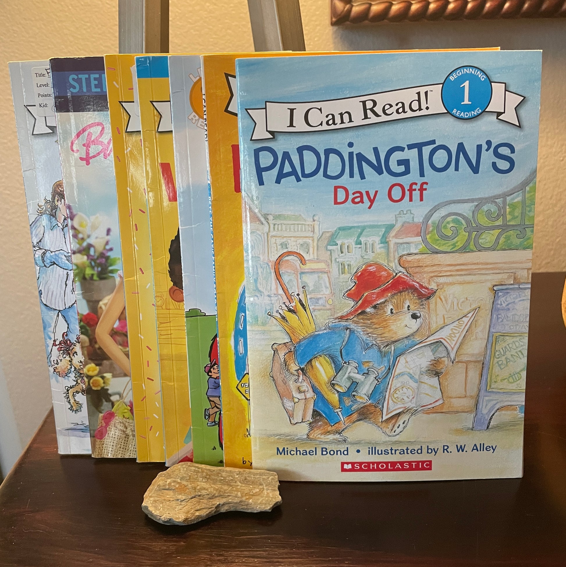 Paddington's Day Off (I Can Read Level 1) - The Aged Page