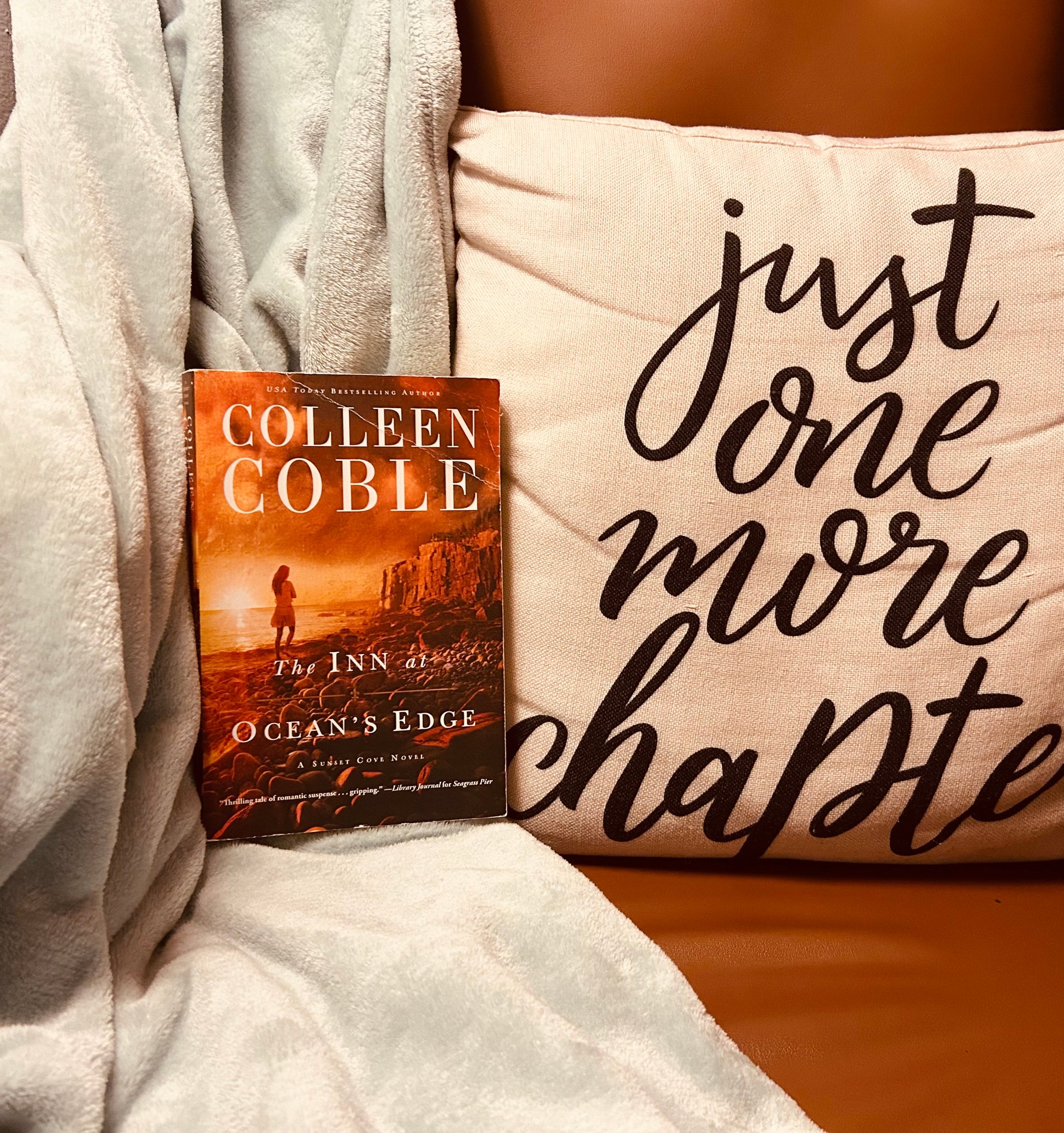 The Inn at Ocean's Edge Sunset Cove #1) - The Aged Page