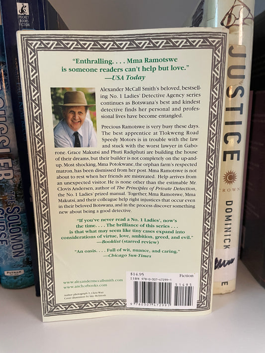 The Limpopo Academy of Private Detection (No. 1 Ladies' Detective Agency Series, #13)