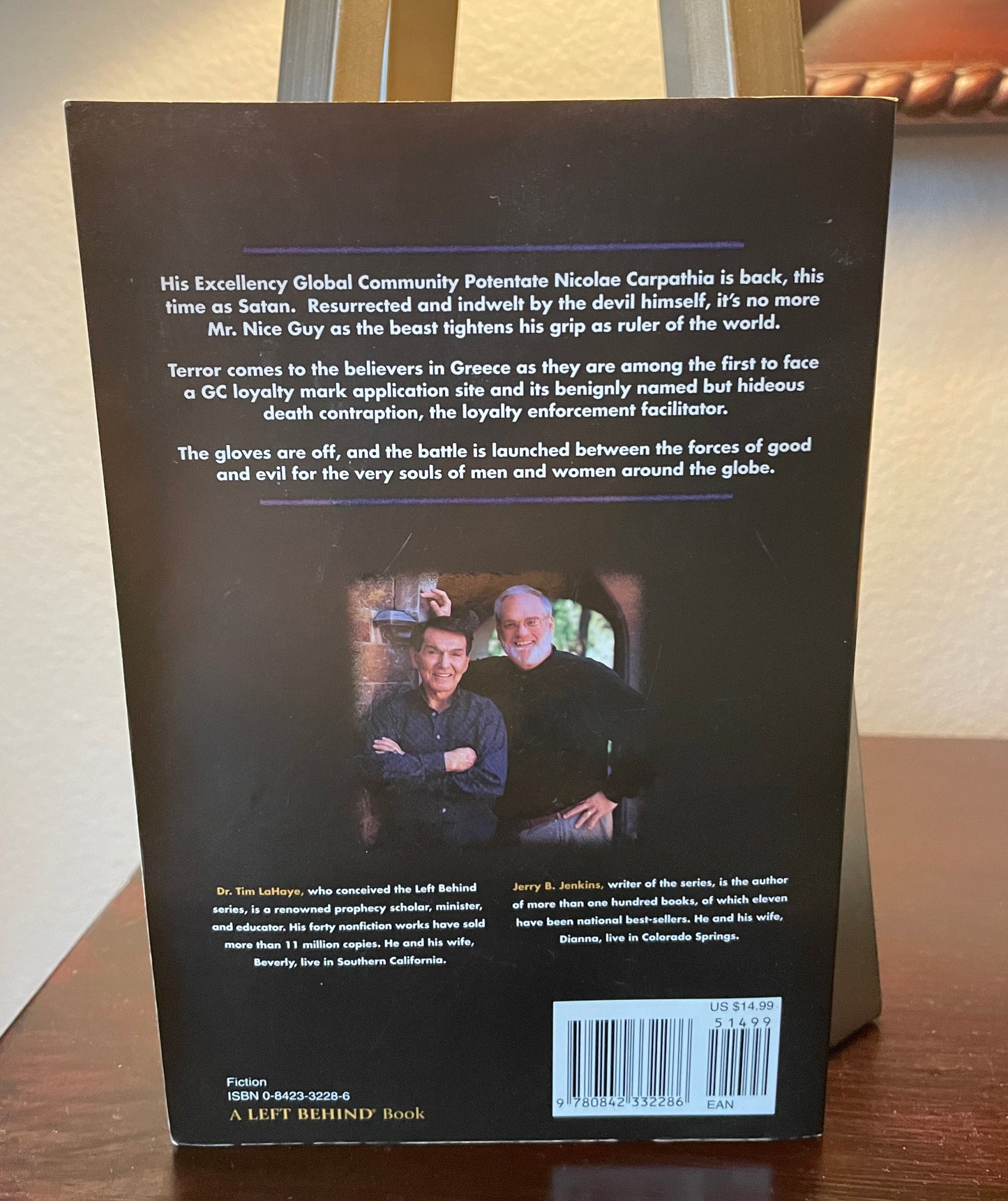 The Mark: The Beast Rules the World (Left Behind No. 8)