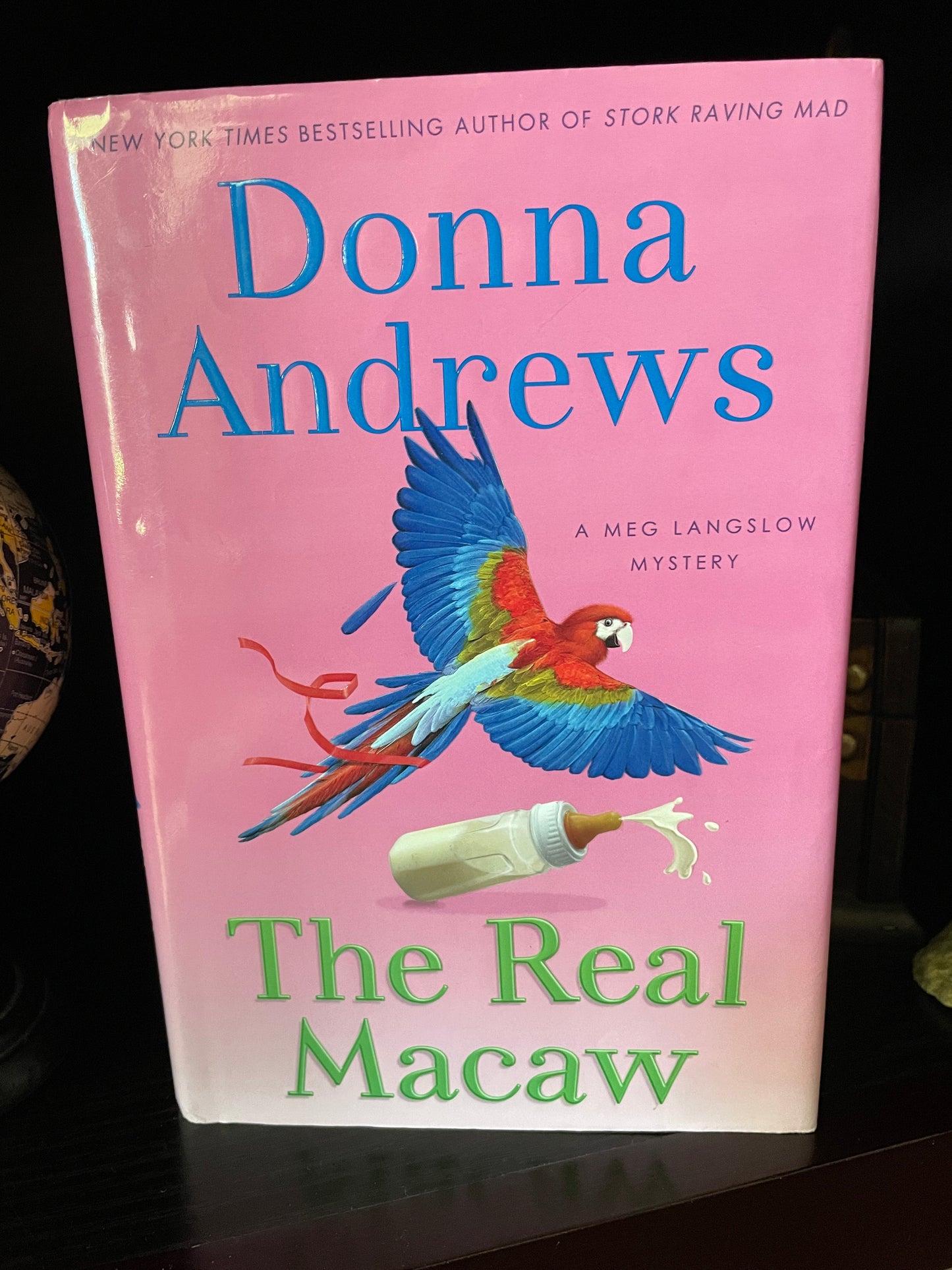 The Real Macaw: A Meg Langslow Mystery