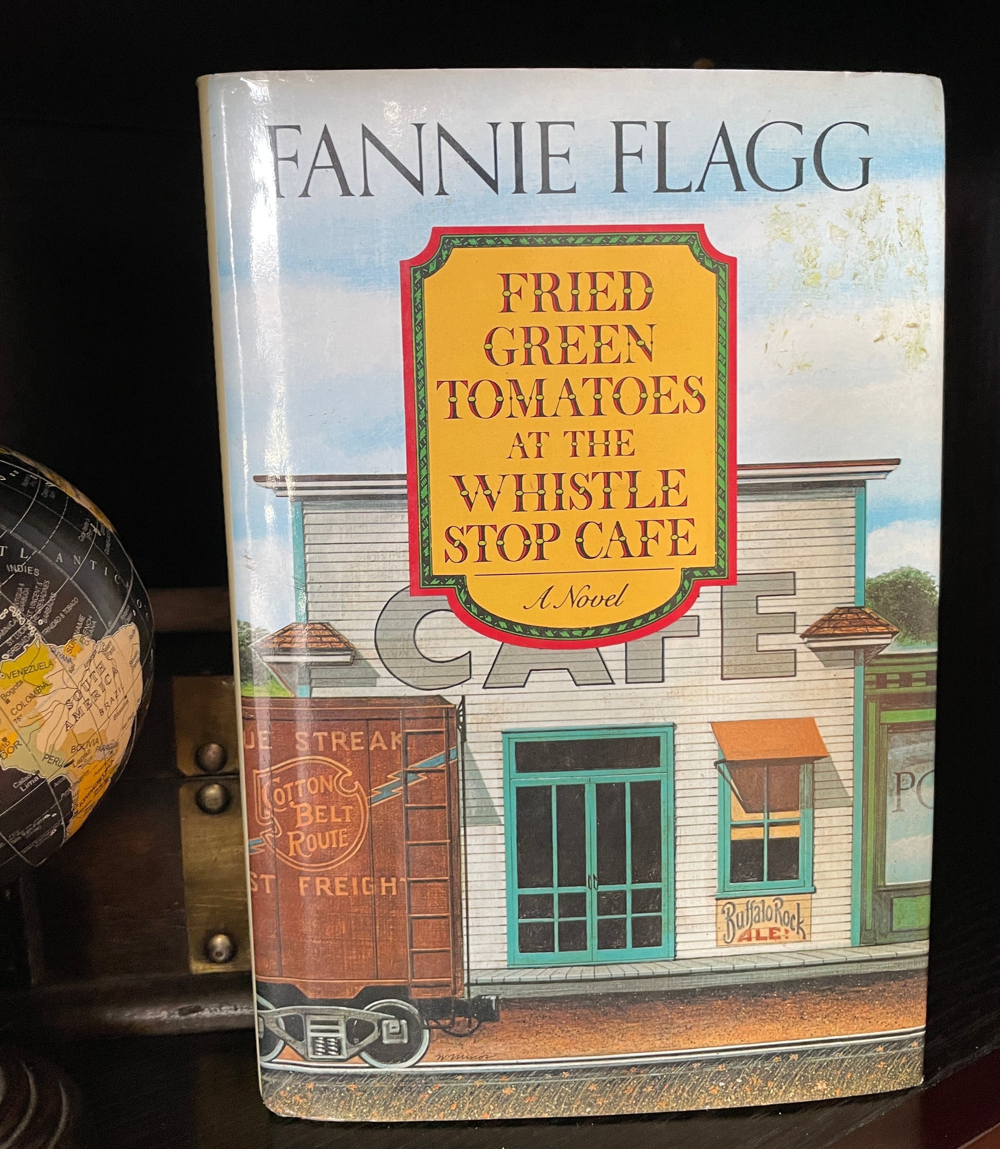 Fried Green Tomatoes at the Whistle Stop Cafe: A Novel - The Aged Page