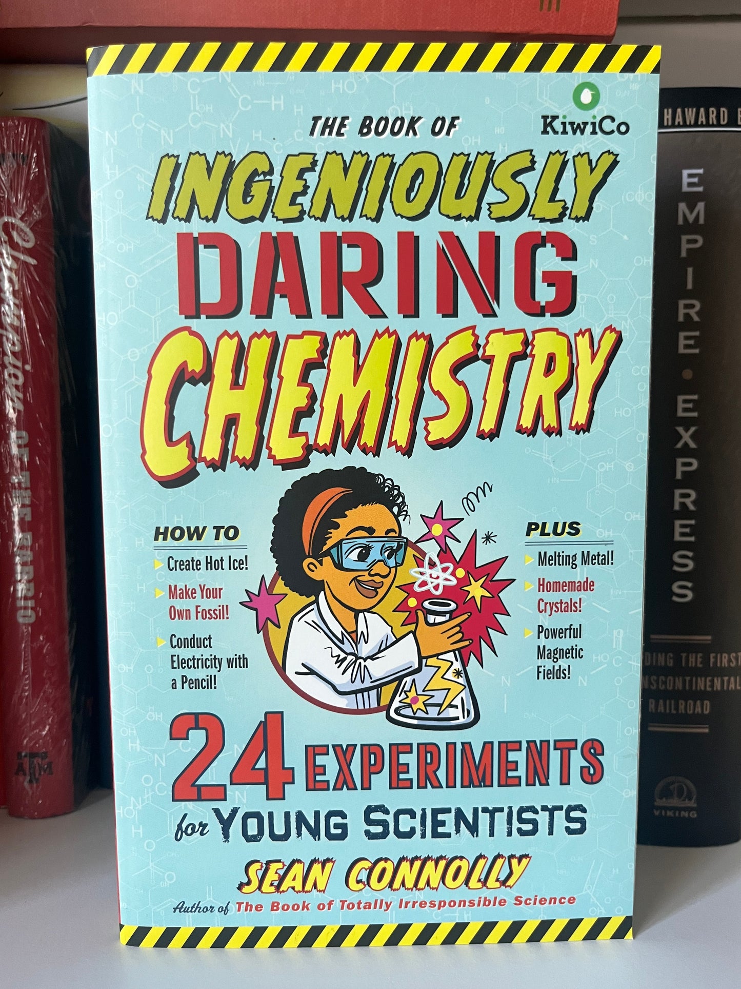 The Book of Ingeniously Daring Chemistry: 24 Experiments for Young Scientists (Irresponsible Science)